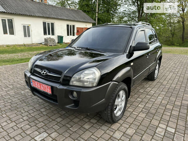 Хендай Туксон, объемом двигателя 2 л и пробегом 234 тыс. км за 7150 $, фото 3 на Automoto.ua