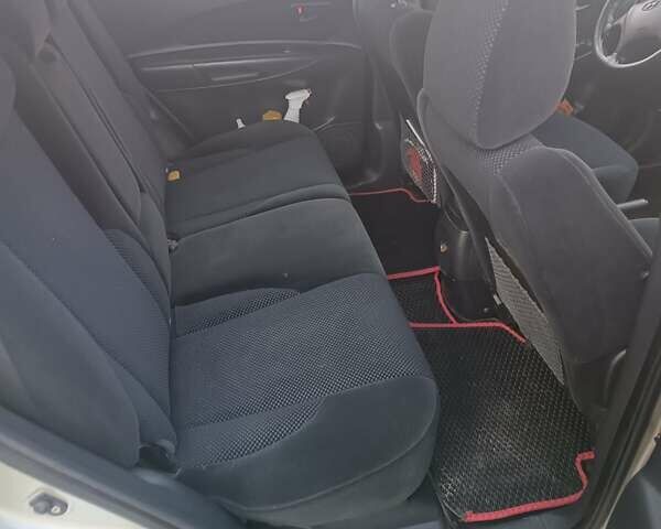 Хендай Туксон, объемом двигателя 2 л и пробегом 250 тыс. км за 7300 $, фото 5 на Automoto.ua