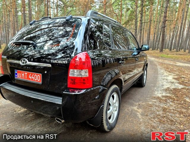 Хендай Туксон, объемом двигателя 2 л и пробегом 198 тыс. км за 7800 $, фото 6 на Automoto.ua