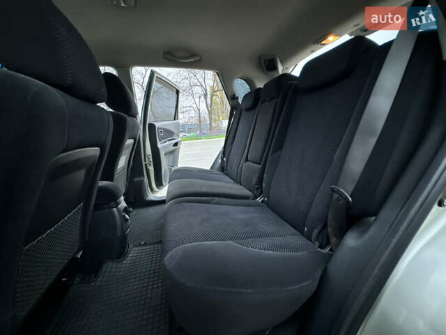 Хендай Туксон, объемом двигателя 0 л и пробегом 200 тыс. км за 7700 $, фото 4 на Automoto.ua