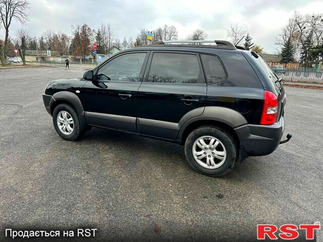 Хендай Туксон, об'ємом двигуна 2 л та пробігом 203 тис. км за 8100 $, фото 4 на Automoto.ua