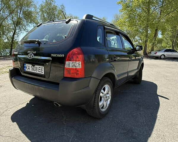 Хендай Туксон, об'ємом двигуна 2 л та пробігом 140 тис. км за 7200 $, фото 4 на Automoto.ua