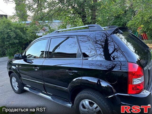 Хендай Туксон, об'ємом двигуна 2 л та пробігом 197 тис. км за 8700 $, фото 1 на Automoto.ua