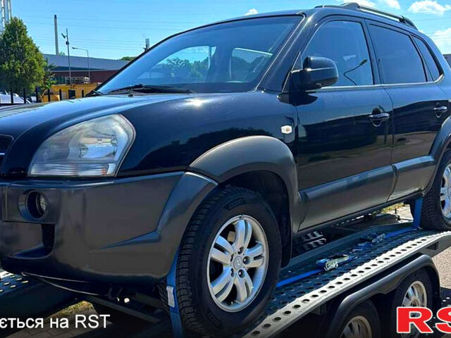 Хендай Туксон, об'ємом двигуна 2 л та пробігом 212 тис. км за 7995 $, фото 5 на Automoto.ua