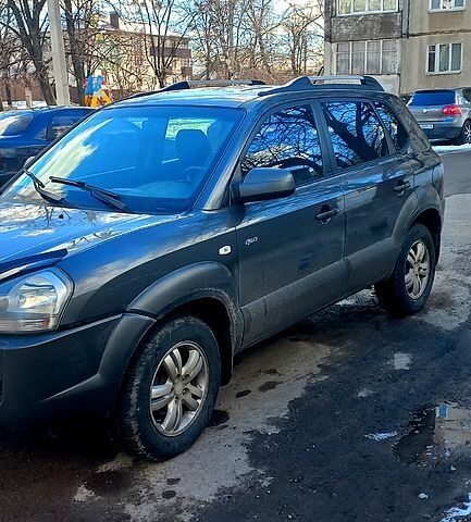 Хендай Туксон, об'ємом двигуна 2 л та пробігом 187 тис. км за 8100 $, фото 1 на Automoto.ua