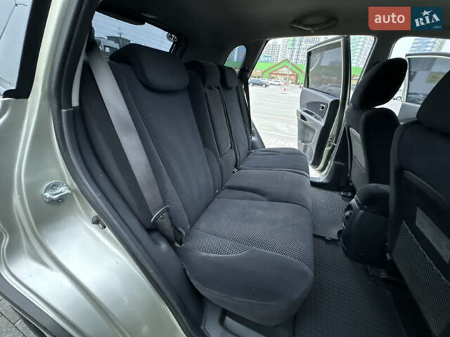 Хендай Туксон, объемом двигателя 0 л и пробегом 200 тыс. км за 7700 $, фото 30 на Automoto.ua