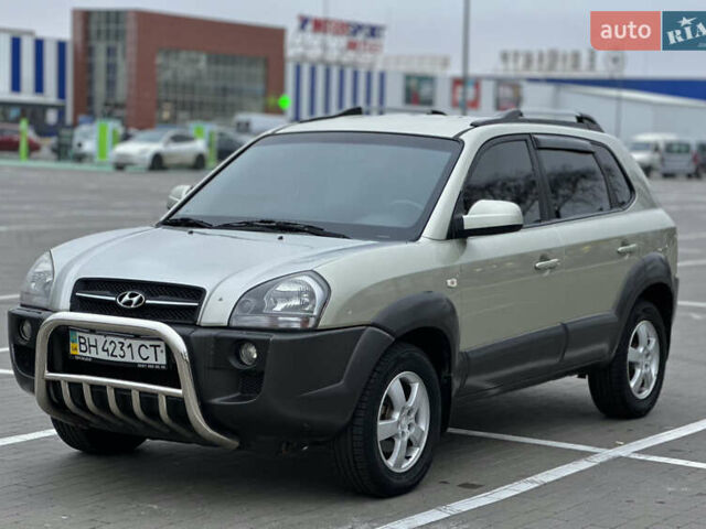 Хендай Туксон, объемом двигателя 0 л и пробегом 200 тыс. км за 7700 $, фото 17 на Automoto.ua