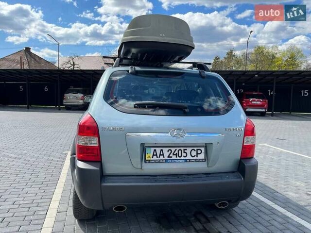 Хендай Туксон 2007 в Сваляве на Automoto.ua Хендай Туксон, объемом двигателя 2.66 л и пробегом 280 тыс. км за 5608 $, фото 1 на Automoto.ua