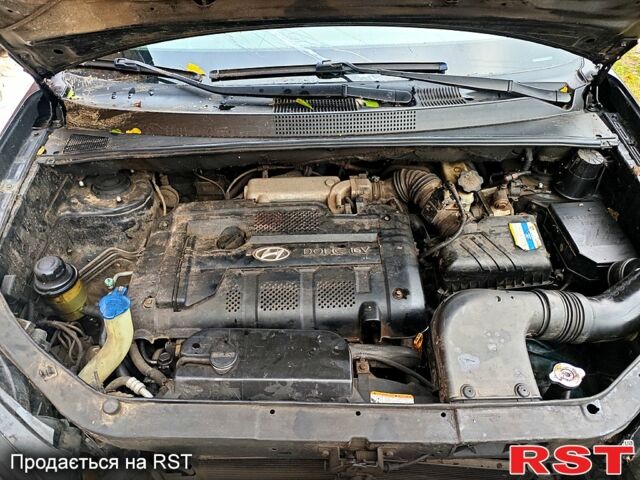 Хендай Туксон 2007 у Ромнах на Automoto.ua Хендай Туксон, об'ємом двигуна 2 л та пробігом 257 тис. км за 1999 $, фото 9 на Automoto.ua