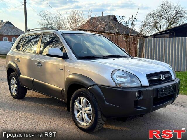 Хендай Туксон, объемом двигателя 20 л и пробегом 164 тыс. км за 7750 $, фото 3 на Automoto.ua