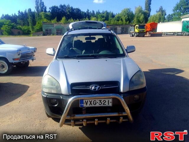 Хендай Туксон, объемом двигателя 2 л и пробегом 270 тыс. км за 4760 $, фото 2 на Automoto.ua