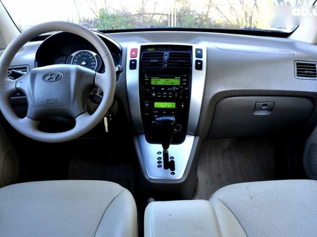 Хендай Туксон, об'ємом двигуна 0 л та пробігом 245 тис. км за 7200 $, фото 23 на Automoto.ua