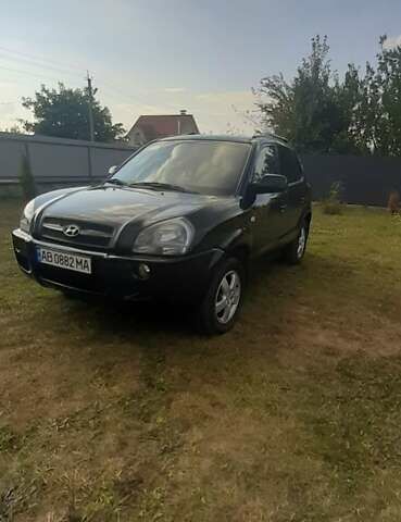 Хендай Туксон, об'ємом двигуна 2 л та пробігом 230 тис. км за 7700 $, фото 3 на Automoto.ua