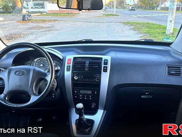 Хендай Туксон, объемом двигателя 2 л и пробегом 180 тыс. км за 8000 $, фото 10 на Automoto.ua