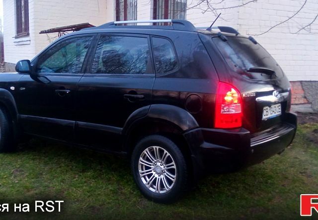 Хендай Туксон, объемом двигателя 2 л и пробегом 179 тыс. км за 8300 $, фото 4 на Automoto.ua