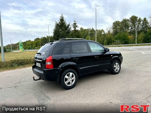 Хендай Туксон, объемом двигателя 2 л и пробегом 187 тыс. км за 8100 $, фото 2 на Automoto.ua