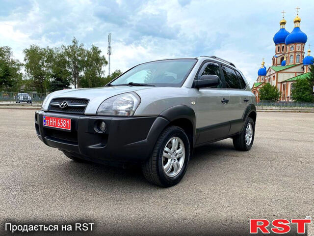 Хендай Туксон, об'ємом двигуна 2 л та пробігом 204 тис. км за 8000 $, фото 11 на Automoto.ua