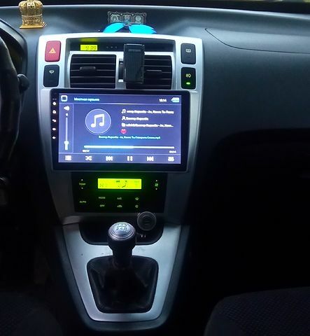 Хендай Туксон, объемом двигателя 2 л и пробегом 179 тыс. км за 8300 $, фото 2 на Automoto.ua