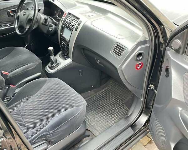 Хендай Туксон 2007 в Прилуках на Automoto.ua Хендай Туксон, объемом двигателя 2 л и пробегом 280 тыс. км за 7200 $, фото 11 на Automoto.ua