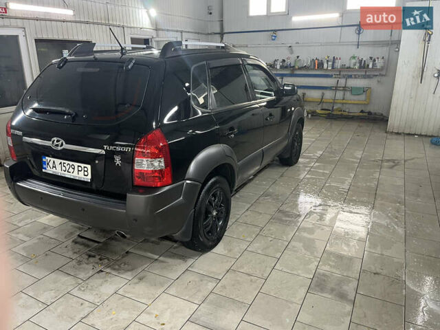 Хендай Туксон, объемом двигателя 1.98 л и пробегом 225 тыс. км за 7200 $, фото 4 на Automoto.ua