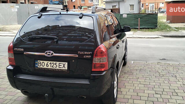 Хендай Туксон, объемом двигателя 1.99 л и пробегом 292 тыс. км за 8500 $, фото 4 на Automoto.ua