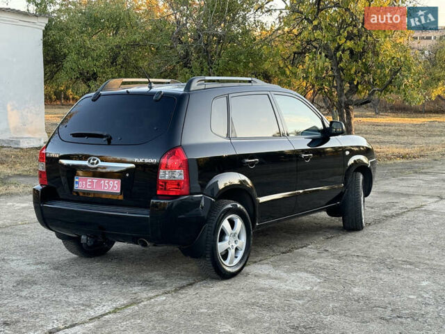 Хендай Туксон, объемом двигателя 2 л и пробегом 245 тыс. км за 7900 $, фото 18 на Automoto.ua