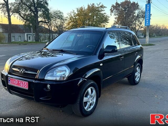 Хендай Туксон, объемом двигателя 2 л и пробегом 180 тыс. км за 8000 $, фото 2 на Automoto.ua