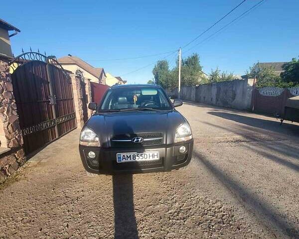 Хендай Туксон, объемом двигателя 0 л и пробегом 260 тыс. км за 7500 $, фото 3 на Automoto.ua
