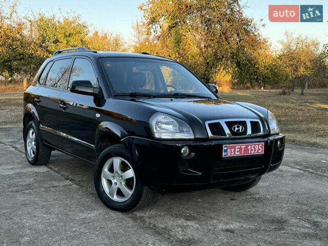 Хендай Туксон, объемом двигателя 2 л и пробегом 245 тыс. км за 7900 $, фото 15 на Automoto.ua