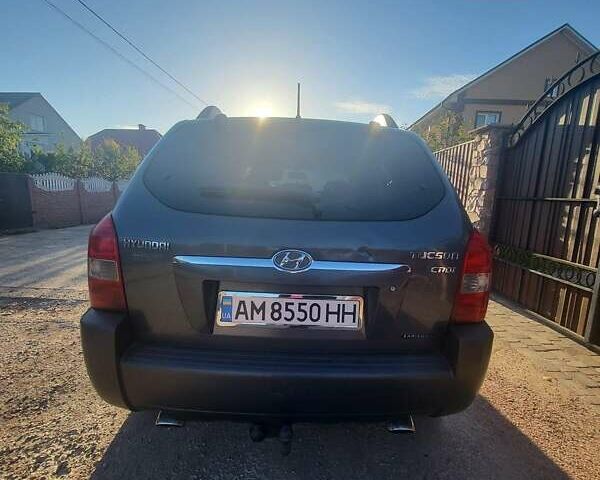 Хендай Туксон, объемом двигателя 0 л и пробегом 260 тыс. км за 7500 $, фото 2 на Automoto.ua