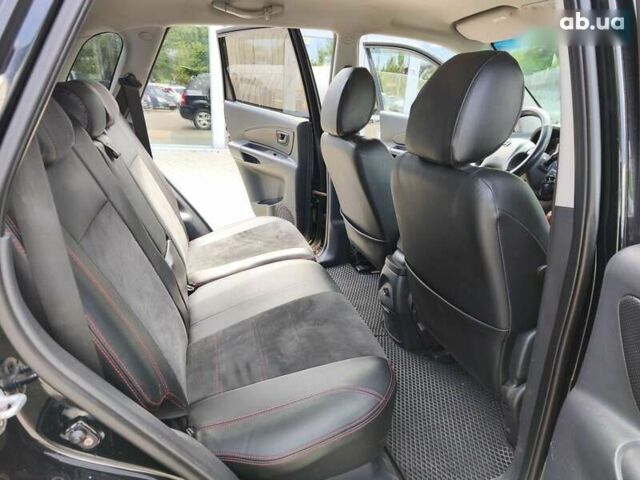 Хендай Туксон, объемом двигателя 0 л и пробегом 283 тыс. км за 8850 $, фото 9 на Automoto.ua