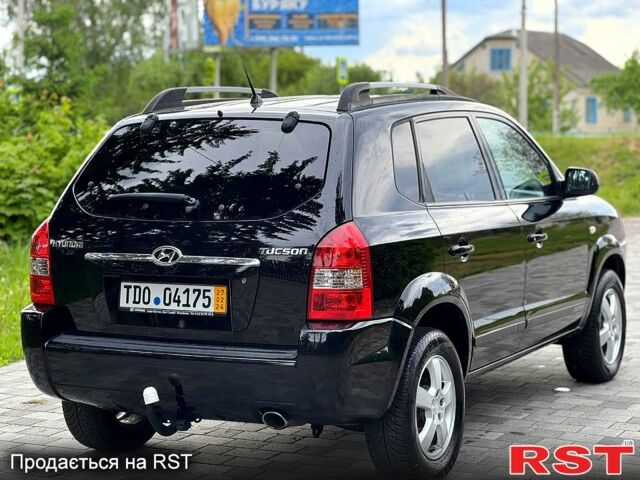 Хендай Туксон, объемом двигателя 2 л и пробегом 144 тыс. км за 7600 $, фото 3 на Automoto.ua