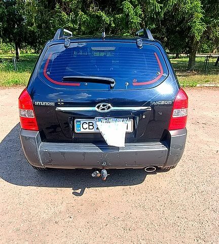 Хендай Туксон, объемом двигателя 1.6 л и пробегом 261 тыс. км за 7500 $, фото 1 на Automoto.ua