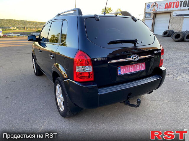 Хендай Туксон, объемом двигателя 2 л и пробегом 179 тыс. км за 7800 $, фото 4 на Automoto.ua