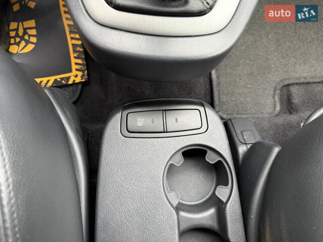 Хендай Туксон, об'ємом двигуна 1.98 л та пробігом 168 тис. км за 8899 $, фото 51 на Automoto.ua