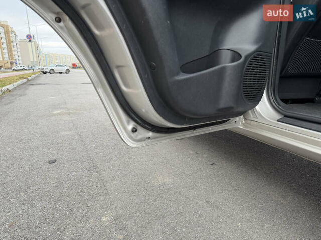 Хендай Туксон, об'ємом двигуна 1.98 л та пробігом 168 тис. км за 8899 $, фото 59 на Automoto.ua