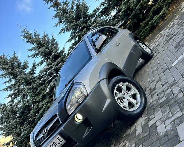 Хендай Туксон, объемом двигателя 2 л и пробегом 172 тыс. км за 8400 $, фото 5 на Automoto.ua