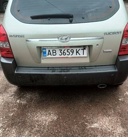 Хендай Туксон, об'ємом двигуна 2 л та пробігом 96 тис. км за 8500 $, фото 1 на Automoto.ua