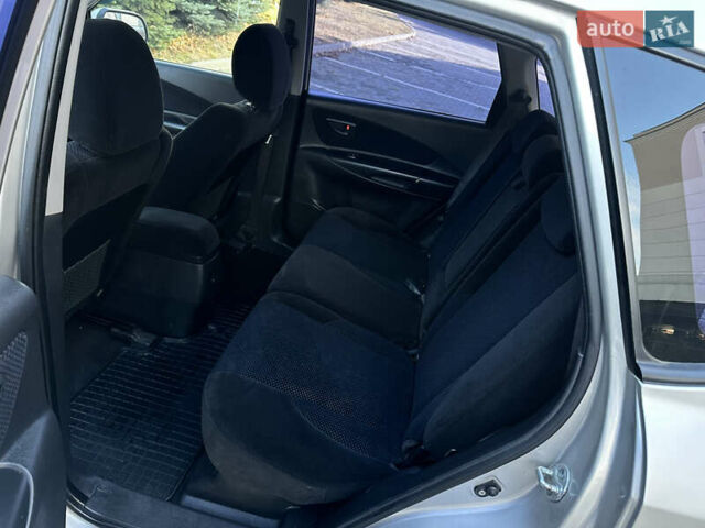 Хендай Туксон, объемом двигателя 2 л и пробегом 172 тыс. км за 8400 $, фото 14 на Automoto.ua