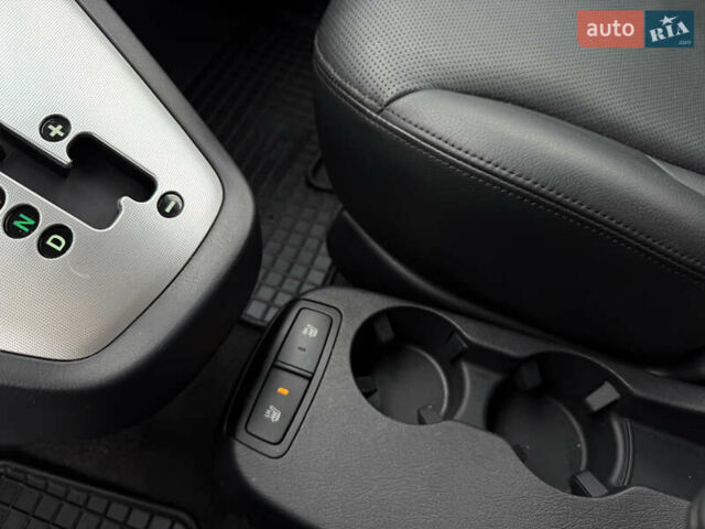 Хендай Туксон, об'ємом двигуна 0 л та пробігом 48 тис. км за 11800 $, фото 17 на Automoto.ua