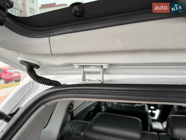 Хендай Туксон, об'ємом двигуна 1.98 л та пробігом 168 тис. км за 8899 $, фото 28 на Automoto.ua