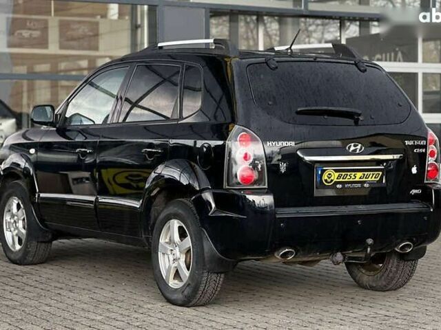 Хендай Туксон, объемом двигателя 2 л и пробегом 244 тыс. км за 9200 $, фото 3 на Automoto.ua