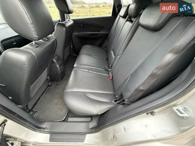 Хендай Туксон, об'ємом двигуна 1.98 л та пробігом 168 тис. км за 8899 $, фото 43 на Automoto.ua