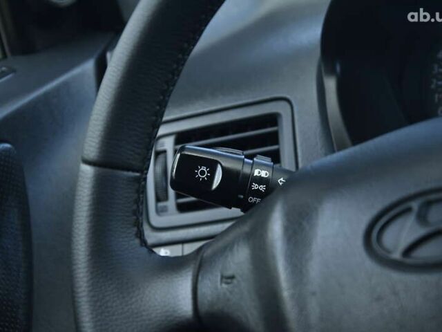 Хендай Туксон, об'ємом двигуна 2 л та пробігом 201 тис. км за 8300 $, фото 17 на Automoto.ua