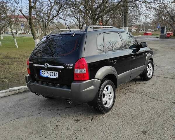 Хендай Туксон, объемом двигателя 1.99 л и пробегом 230 тыс. км за 6000 $, фото 6 на Automoto.ua