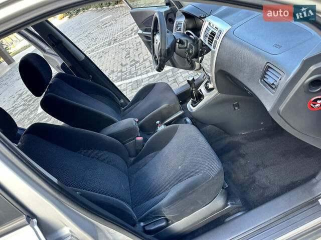 Хендай Туксон, объемом двигателя 2 л и пробегом 172 тыс. км за 8400 $, фото 15 на Automoto.ua