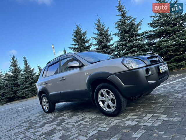 Хендай Туксон, объемом двигателя 2 л и пробегом 172 тыс. км за 8400 $, фото 1 на Automoto.ua