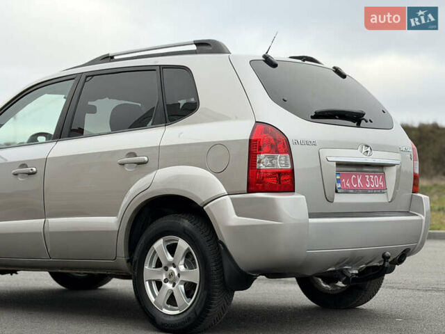 Хендай Туксон, об'ємом двигуна 1.98 л та пробігом 168 тис. км за 8899 $, фото 14 на Automoto.ua