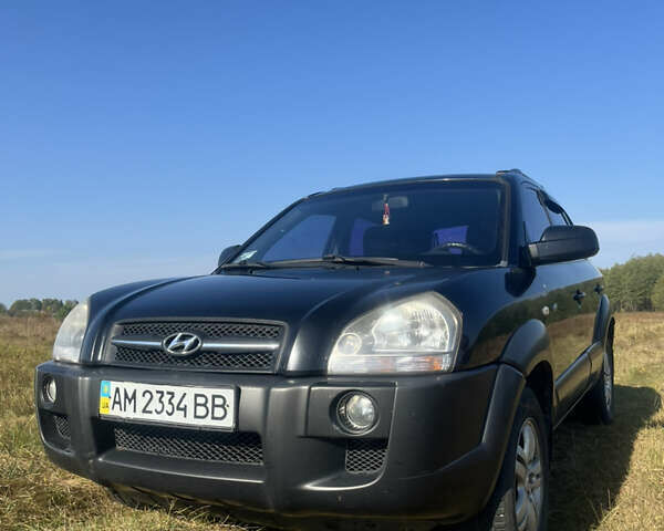Хендай Туксон, об'ємом двигуна 2 л та пробігом 274 тис. км за 8200 $, фото 1 на Automoto.ua