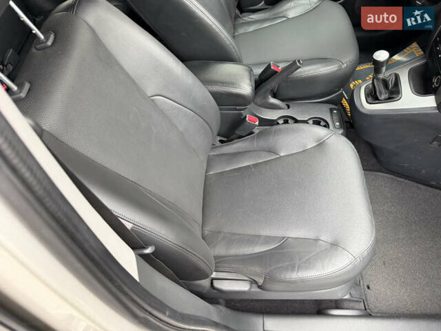 Хендай Туксон, об'ємом двигуна 1.98 л та пробігом 168 тис. км за 8899 $, фото 77 на Automoto.ua